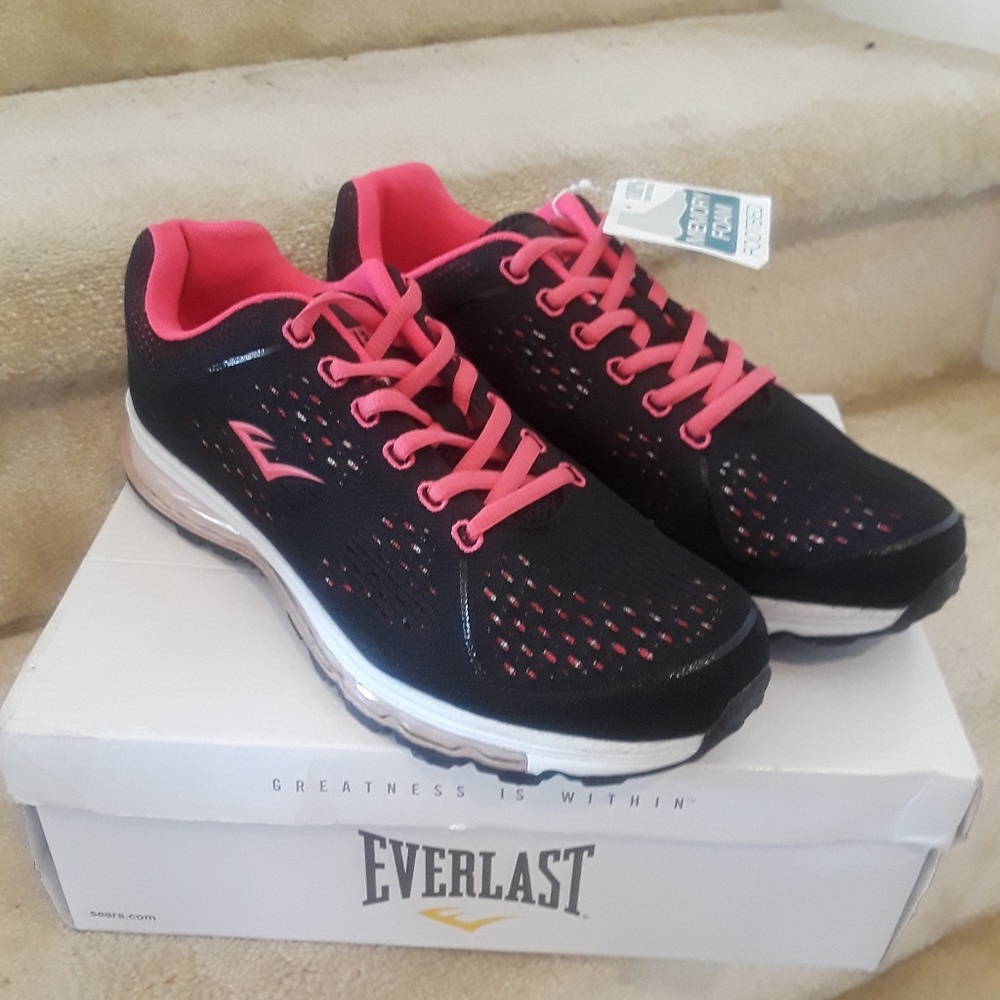 Everlast Sneakers Memory Foam: Black/Pink Size 9